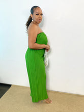 Load image into Gallery viewer, Green Pleated Wide Leg Tube Jumpsuit
